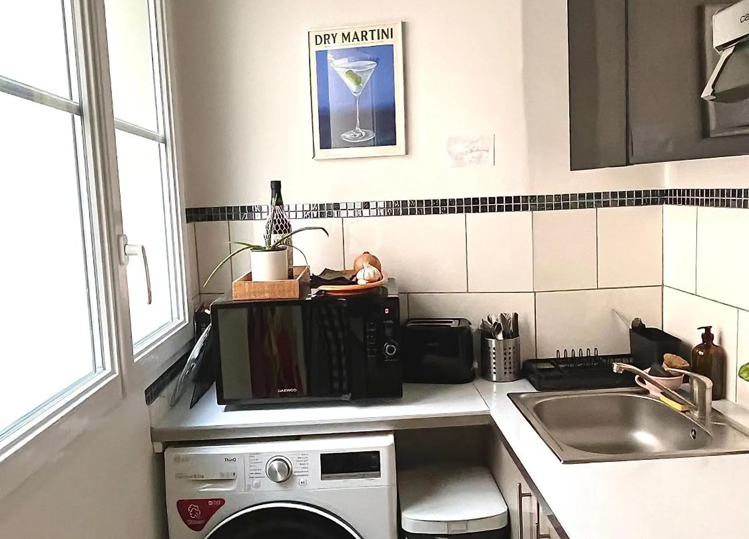 Appartement Haussmannien Au Coeur Du 11E Paris Apartment