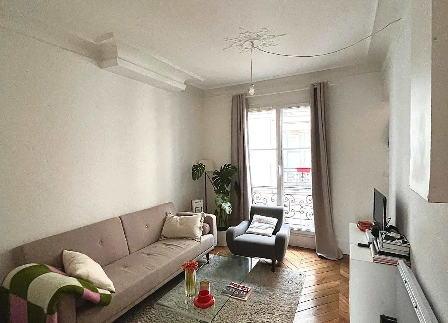 Appartement Haussmannien Au Coeur Du 11E location
