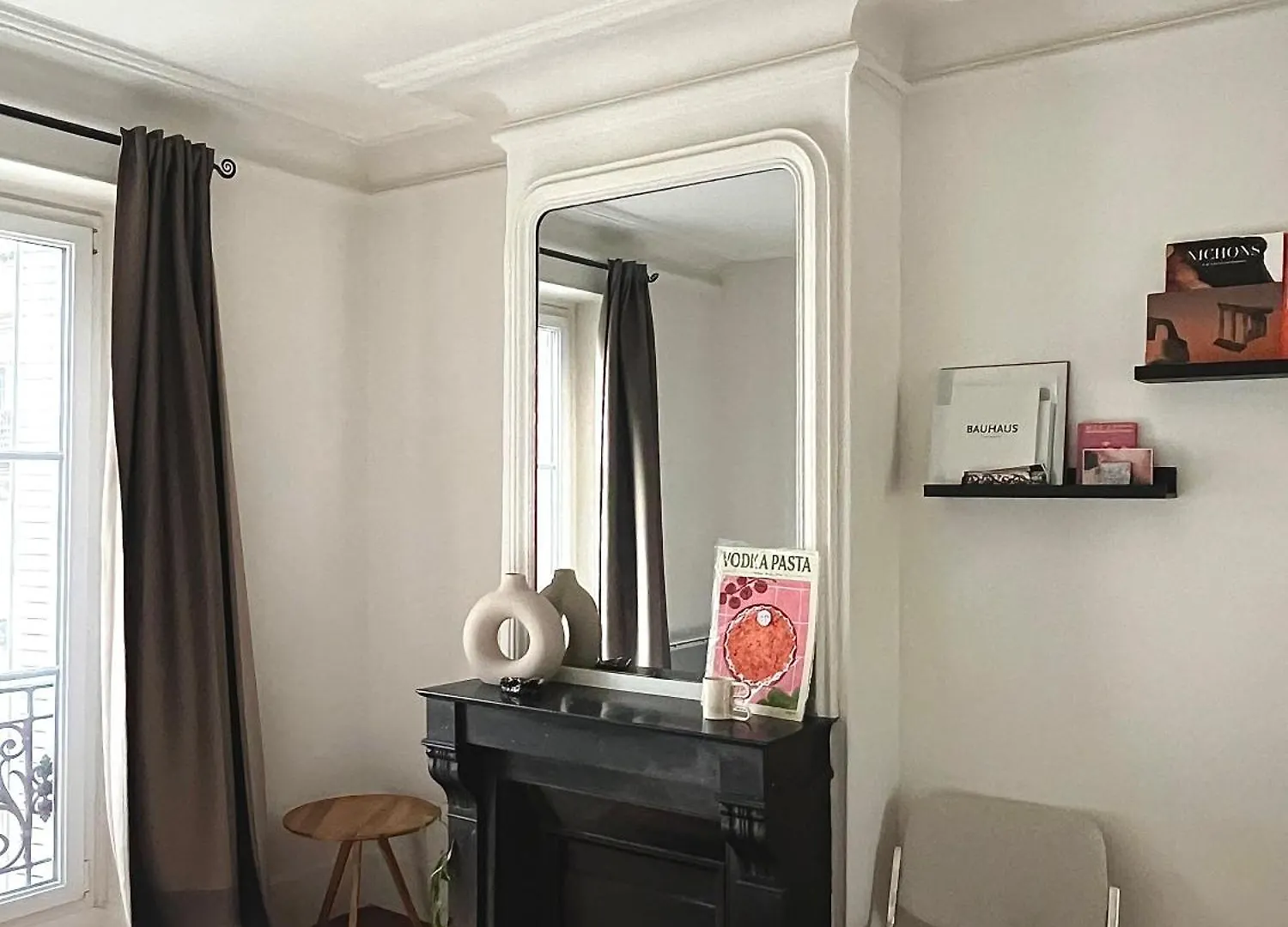 Appartement Haussmannien Au Coeur Du 11E Paris