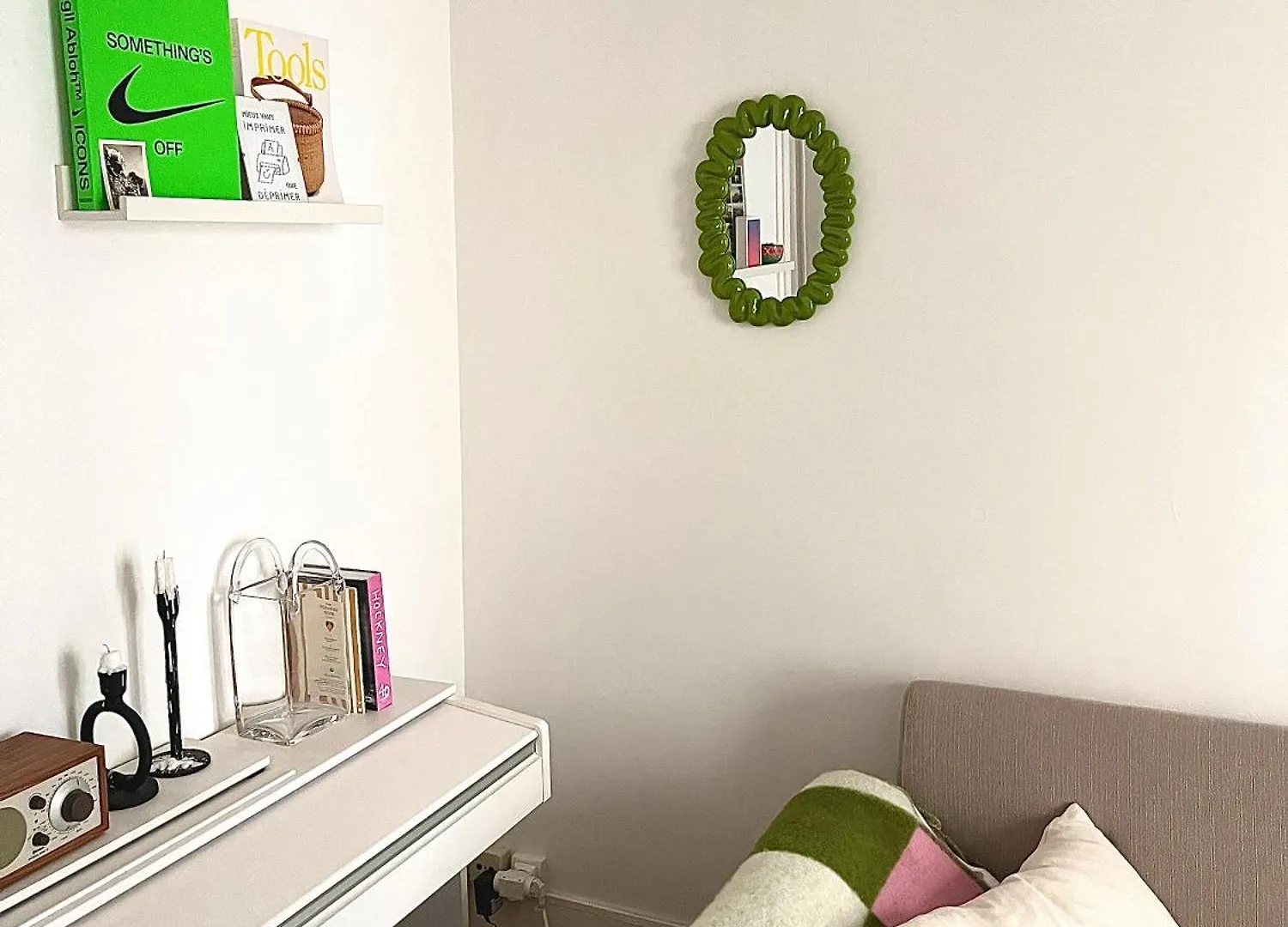 Appartement Haussmannien Au Coeur Du 11E Paris Apartment